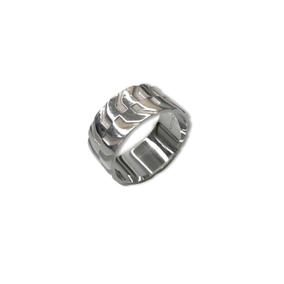 Anel Trabalhado em Ouro Branco 18K(750).