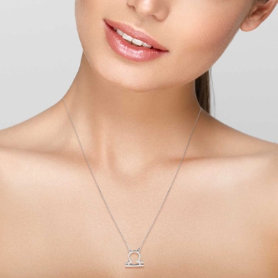 Gargantilha Signo Libra em Prata com Ródio Branco