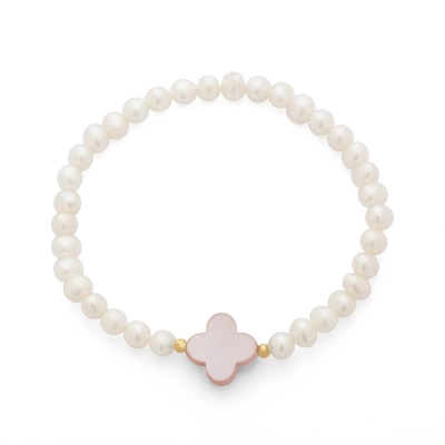 PULSEIRA PÉROLA COM TREVO EM MADREPÉROLA ROSA E ESFERA EM OURO 18K